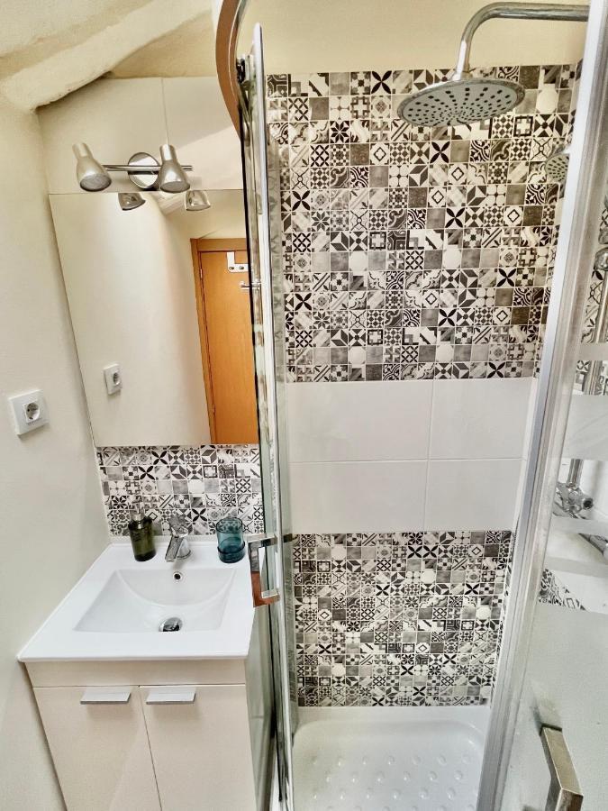 Charming Apartment In The Heart Of Madrid Ngoại thất bức ảnh